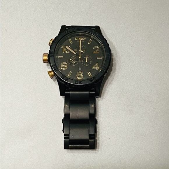 Nixon Black and Gold Chronograph Timepiece - Picture 4 of 4